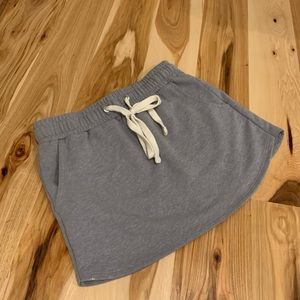 gray skirt
